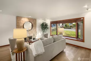 17027 136th Pl SE, Renton, WA 98058 - Photo 7