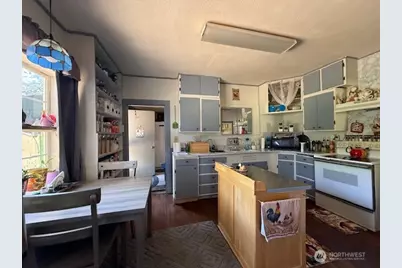 5986 S 25 Highway, Fruitland, WA 99129 - Photo 7