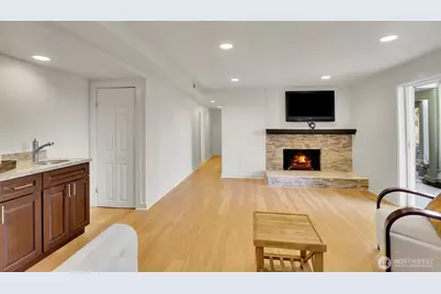 460 168th Avenue SE, Bellevue, WA 98008 - Photo 27