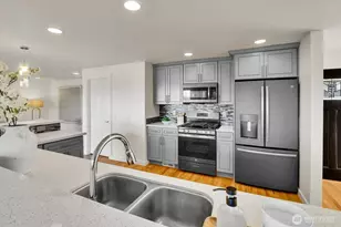 460 168th Ave SE, Bellevue, WA 98008 - Photo 11