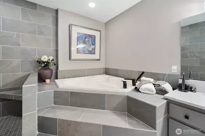 9216 NW Bartolomew Drive, Portland, OR 97229 - Photo 17