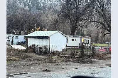 204 Davis Ave., Brewster, WA 98812 - Photo 3