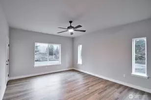 900 Barbara Ln, Centralia, WA 98531 - Photo 23