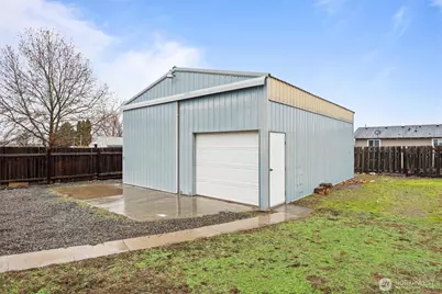 445 E Rainer Street, Othello, WA 99344 - Photo 3