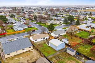 445 E Rainer St, Othello, WA 99344 - Photo 37