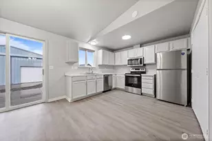 445 E Rainer St, Othello, WA 99344 - Photo 13