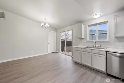 445 E Rainer Street, Othello, WA 99344 - Photo 15