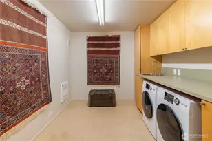 2369 Fairview Ave E, Seattle, WA 98102 - Photo 37