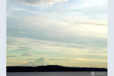 2040 43rd Avenue E #313, Seattle, WA 98112 - Photo 11