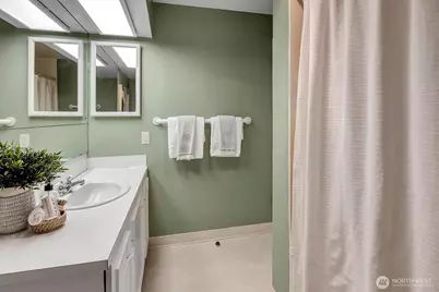 2040 43rd Avenue E #313, Seattle, WA 98112 - Photo 25