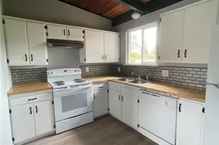 501 N 12th St, Elma, WA 98541 - Photo 5