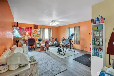 13327 Beverly Park Road, Lynnwood, WA 98087 - Photo 17