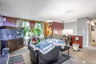 707 Alvord Ave N, Kent, WA 98031 - Photo 5