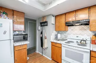 707 Alvord Ave N, Kent, WA 98031 - Photo 9