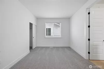 32189 Pacific Avenue SE, Black Diamond, WA 98010 - Photo 11