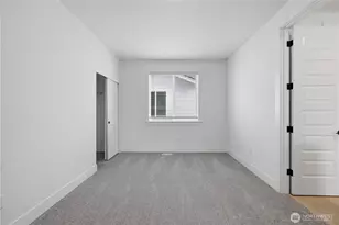 32189 Pacific Ave SE, Black Diamond, WA 98010 - Photo 11