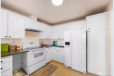 17904 23rd Lane NE #E-301, Shoreline, WA 98155 - Photo 15