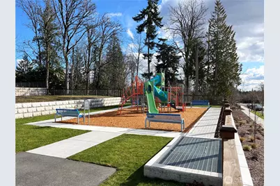 13715 SE 85th Street, Newcastle, WA 98059 - Photo 17