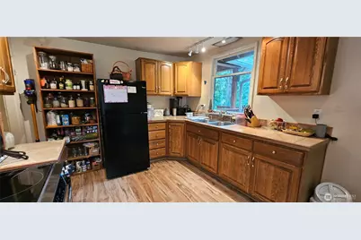 6810 NE Bergman Road, Bainbridge Island, WA 98110 - Photo 23