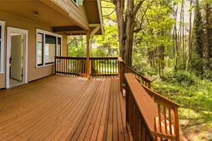 6810 NE Bergman Rd, Bainbridge Island, WA 98110 - Photo 9