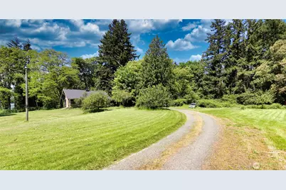 6810 NE Bergman Road, Bainbridge Island, WA 98110 - Photo 7