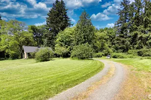 6810 NE Bergman Rd, Bainbridge Island, WA 98110 - Photo 7