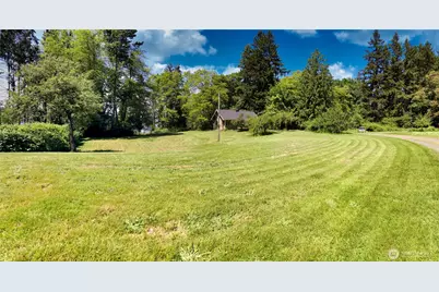 6810 NE Bergman Road, Bainbridge Island, WA 98110 - Photo 3