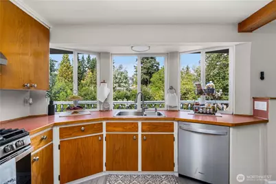 409 Isaac Pincus Street, Steilacoom, WA 98388 - Photo 11