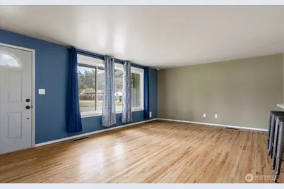 1321 Orchard Loop, Oak Harbor, WA 98277 - Photo 3