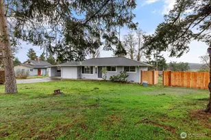 1321 Orchard Loop, Oak Harbor, WA 98277 - Photo 7