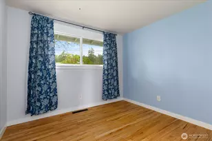 1321 Orchard Loop, Oak Harbor, WA 98277 - Photo 25