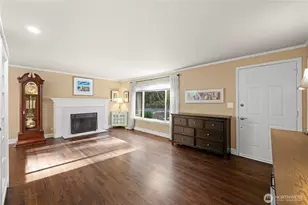 16114 SE Newport Way, Bellevue, WA 98006 - Photo 5