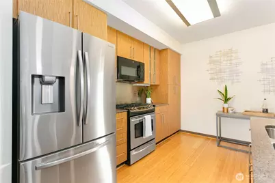 413 NE 70th Street #229, Seattle, WA 98115 - Photo 15