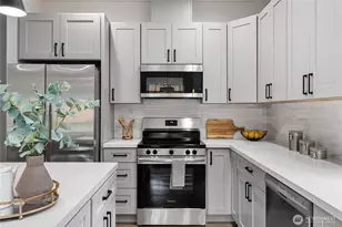 13902 Lakeview Way NW, Gig Harbor, WA 98329 - Photo 15