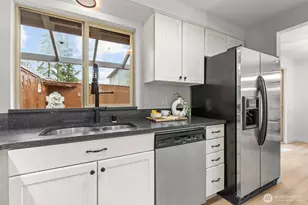 20011 35th Ave W, Lynnwood, WA 98036 - Photo 9