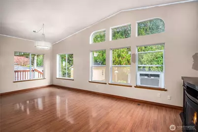 5530 195th Avenue E, Bonney Lake, WA 98391 - Photo 5