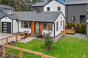 922 NE 117th St, Seattle, WA 98125 - Photo 3