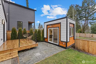 922 NE 117th Street, Seattle, WA 98125 - Photo 19