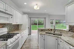 4714 Morris Ave S, Renton, WA 98055 - Photo 7