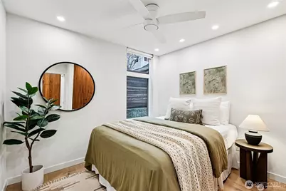 8605 5th Avenue NE #B, Seattle, WA 98115 - Photo 15