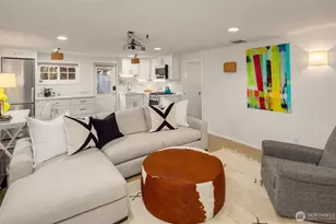 4525 NE 41st St, Seattle, WA 98105 - Photo 27