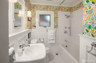 4525 NE 41st St, Seattle, WA 98105 - Photo 15