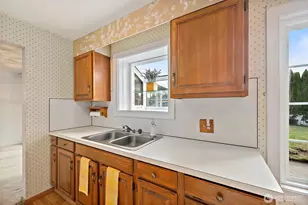 8114 Fairway Dr SW, Lakewood, WA 98498 - Photo 13