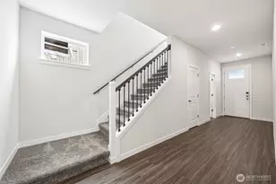 8820 126th St E, Puyallup, WA 98373 - Photo 5