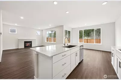 8820 126th Street E, Puyallup, WA 98373 - Photo 11