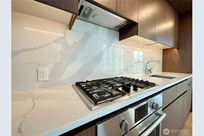 121 Stewart Street #401, Seattle, WA 98101 - Photo 23