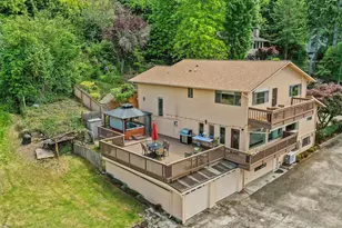 2540 E Phinney Bay Pl, Bremerton, WA 98312 - Photo 39