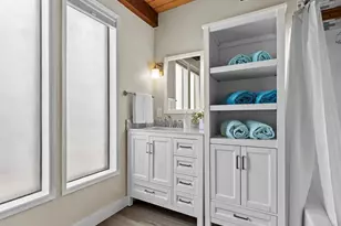 2540 E Phinney Bay Pl, Bremerton, WA 98312 - Photo 23