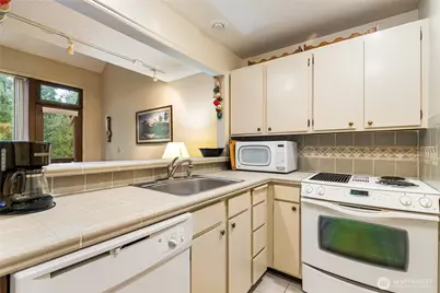 10500 Mt Baker Hwy #122, Deming, WA 98244 - Photo 9