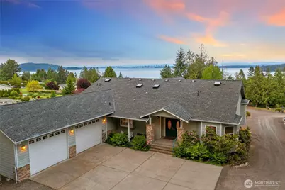 8151 E Seaview Drive, Port Orchard, WA 98366 - Photo 3